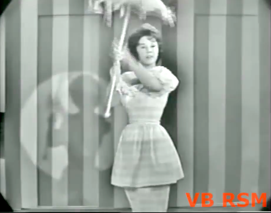 Shirley Temple sings "By the Sea"