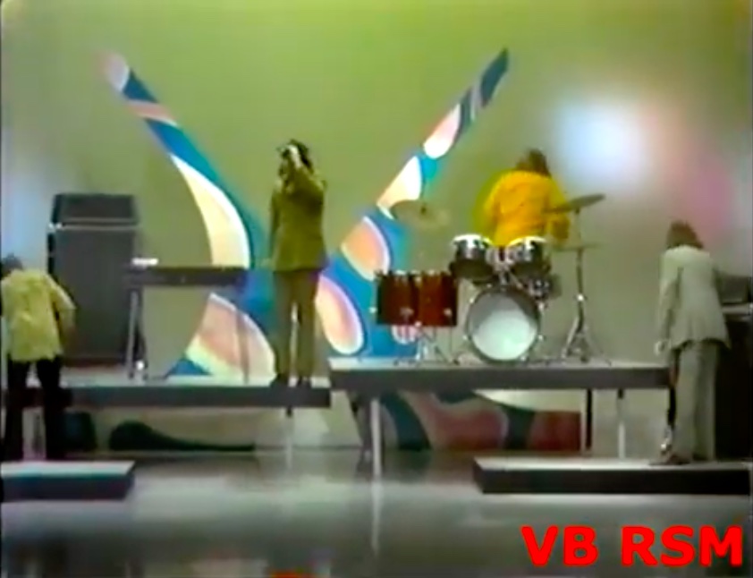 Iron Butterfly sings 'In a Gadda-Da-Vida' and 'Soul Experience.'