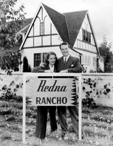 Red and Edna Skelton at home - 1942