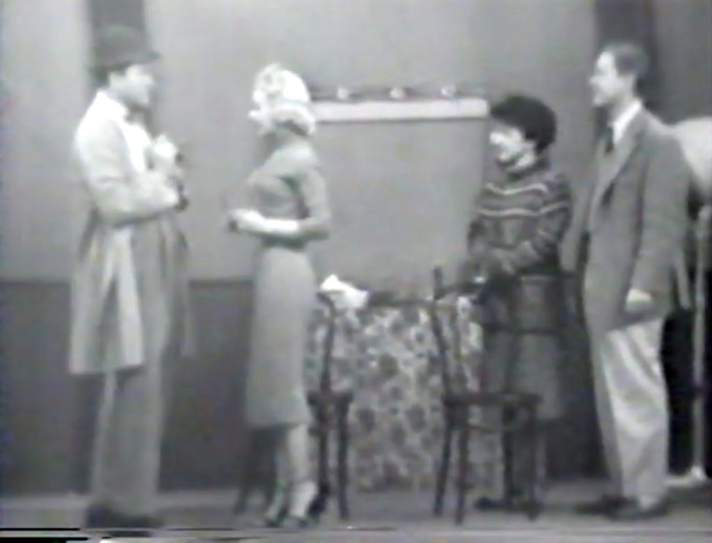 Bolivar transforms the starlets hairdo -- and it's off to Hollywood!