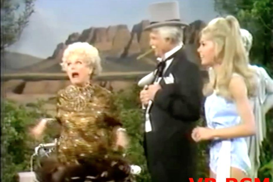 Phyllis Diller, San Fernando Red, Elaine Joyce in "Beauty Is Only Skin Deep Unless You're a Banana"