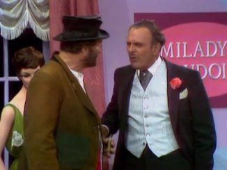 Freddie the Freeloader with Terry-Thomas and Nancy Wilson in Clothes Make the Bum