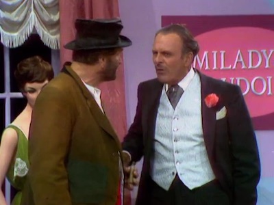 Freddie the Freeloader with Terry-Thomas and Nancy Wilson in Clothes Make the Bum