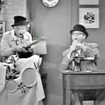 Harpo Marx pulls out his giant scissors - to "help" George Appleby by cutting off his tongue!