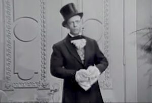 Don Knotts as Mr. Pallid in San Francisco, in "Deadeye and the Gunslinger"