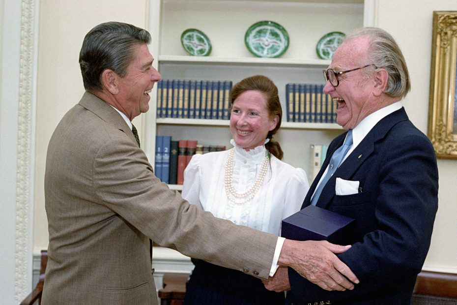 President Ronald Reagan meeting with Lothian and Red Skelton