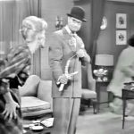 Harpo Marx leaves George Appleby to take the blame for Clara being shot with a slingshot