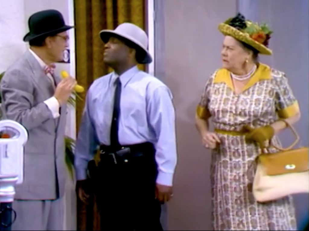 George Appleby & Officer Nipsey's act - stealing a banana from a woman's hat - "The Nag and I"